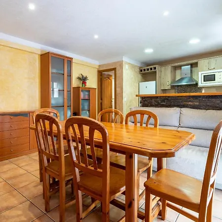 Hauzify I Casa Sant Gregori Holiday home *
